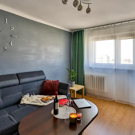 Polbooking - Warszawska 1 * Сосновец