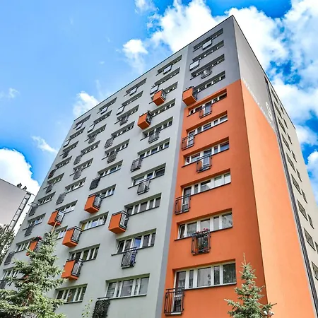 Polbooking - Warszawska 1 Сосновец