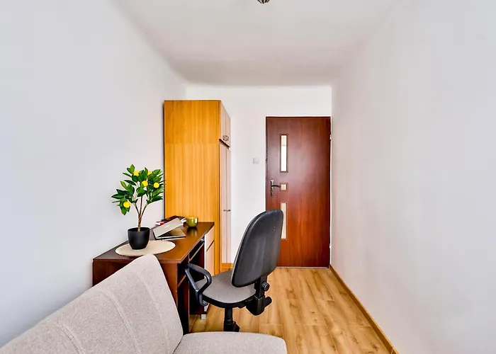 Polbooking - Warszawska 1